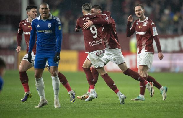 Ăsta e Rapidul din Giulești! Alb-vișiniii revin uluitor de la 1-3 și câștigă un meci de poveste cu FCU! Cronica unui meci „NEBUN”