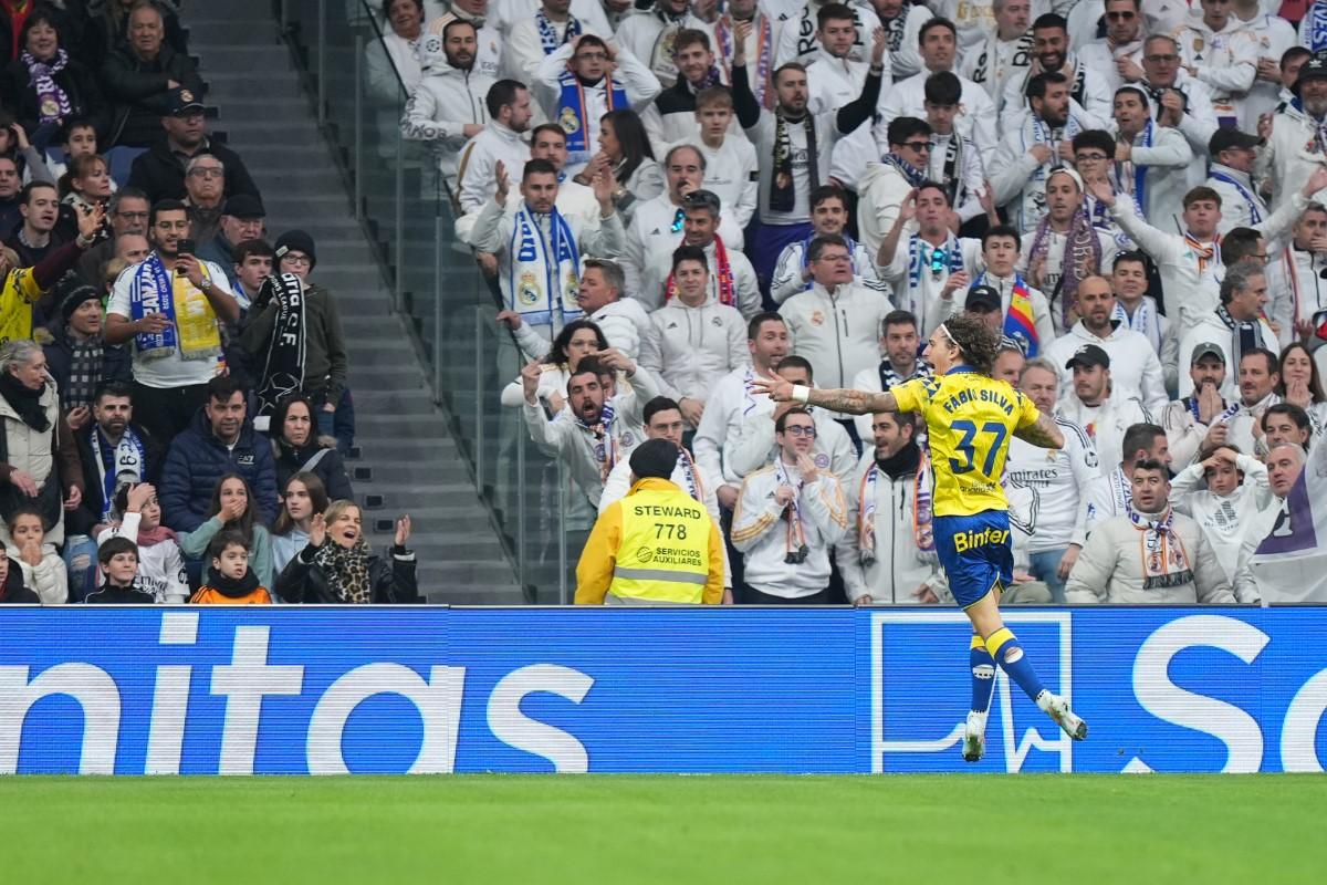 Real Madrid - Las Palmas 4-1 » Mbappe zburdă, însă VAR-ul îi refuză hat-trick-ul! Los blancos revin de la 0-1 și sunt acum liderii Spaniei