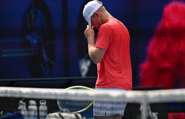 Rezultat neverosimil în șaisprezecimile Australian Open » Meci terminat în 80 de minute, scor 6-1, 6-1, 6-1