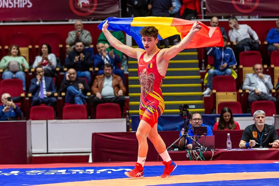 Denis Mihai, puștiul-fenomen din lupte: „Medalie la Olimpiada de la Los Angeles! Doar așa intru în istorie!” + Amintiri din familie: „Mai veneam acasă cu un ochi vânăt”