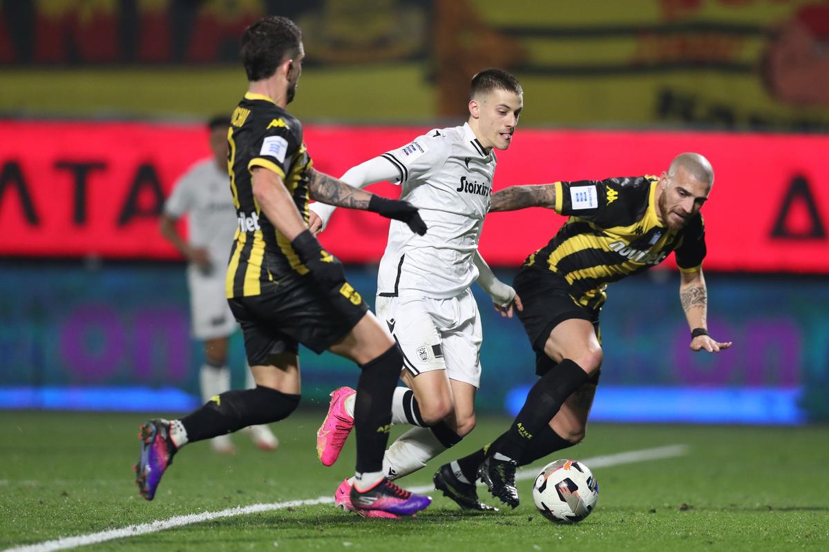 Cum s-a descurcat PAOK pe terenul rivalei locale Aris, fără Răzvan Lucescu pe bancă
