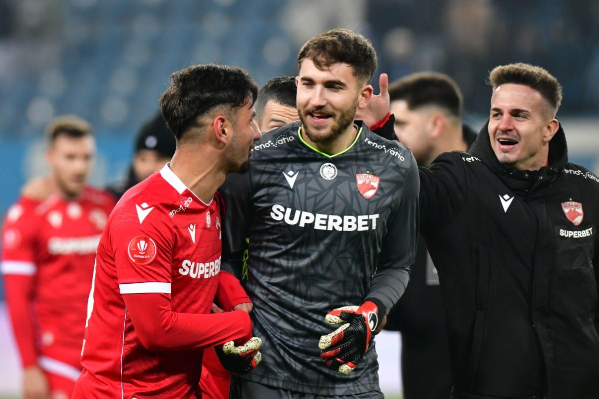 Alexandru Roșca și bucuria dinamoviștilor după 1-1 cu CSU Craiova