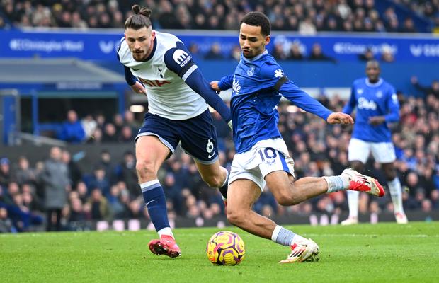 Everton - Tottenham 3-2 » Încă o prestație penibilă pentru Radu Drăgușin și coechipierii lui. Cât mai rezistă Ange Postecoglou?