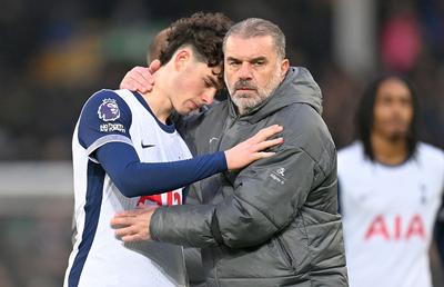 Postecoglou a spus de ce l-a scos pe Drăgușin la 0-3 cu Everton + Motivul pentru care a schimbat sistemul: „E destul de mare”