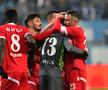 CRAIOVA - DINAMO 1-1. Imaginile surprinse pe gazon, imediat după fluierul final: „Ești cel mai bun din Europa!”