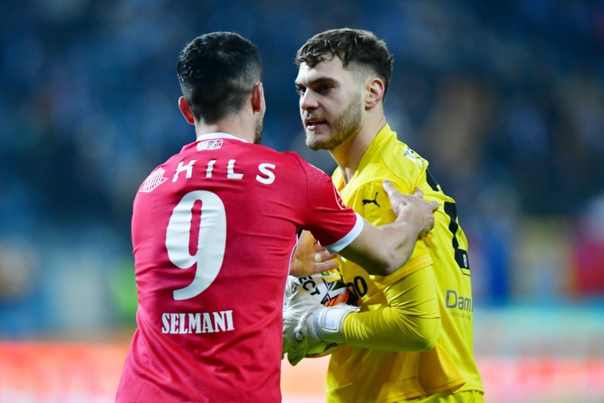 Universitatea Craiova - Dinamo, cele mai tari cadre din meci