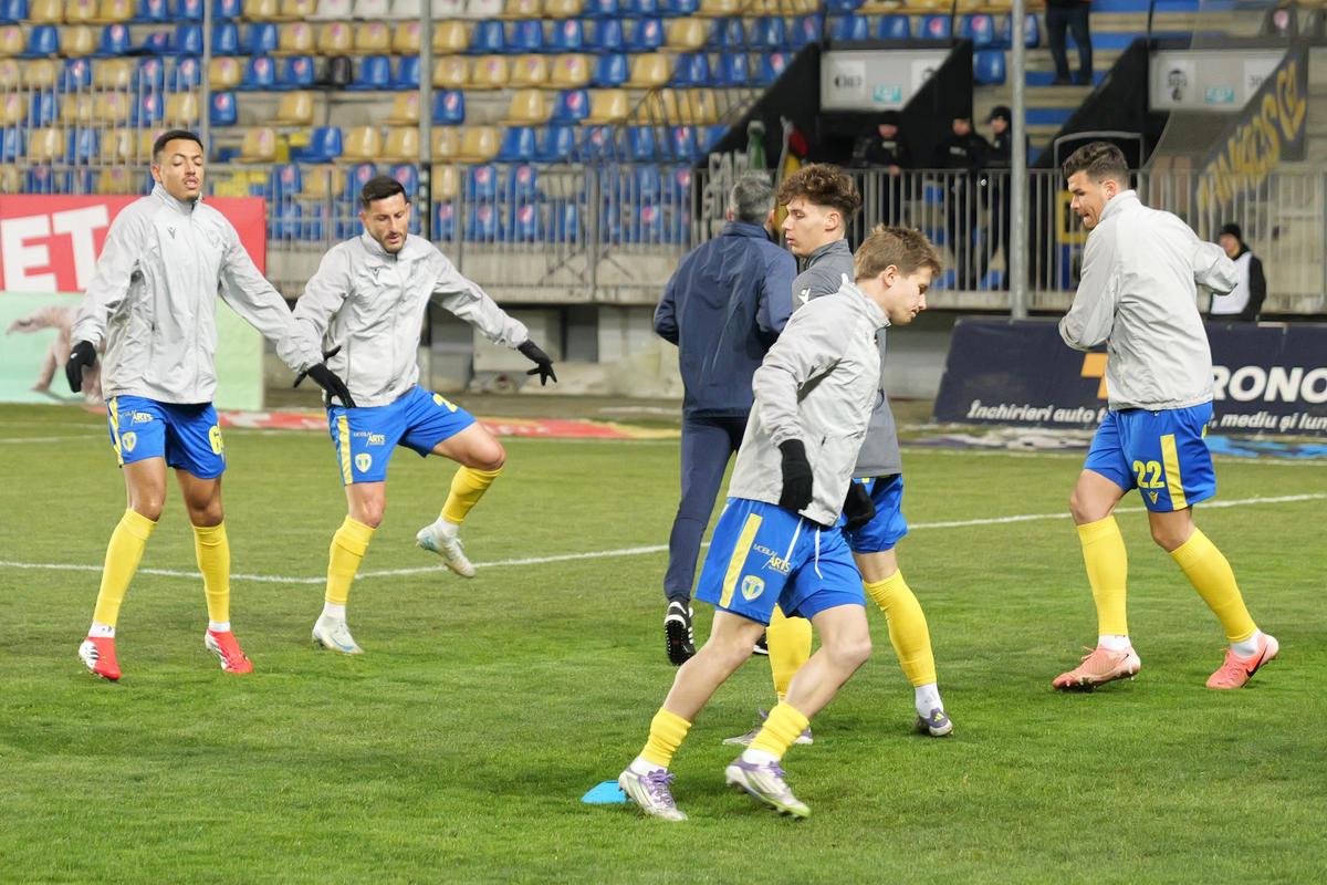 Petrolul - Universitatea Craiova, imagini înaintea partidei de la Ploiești