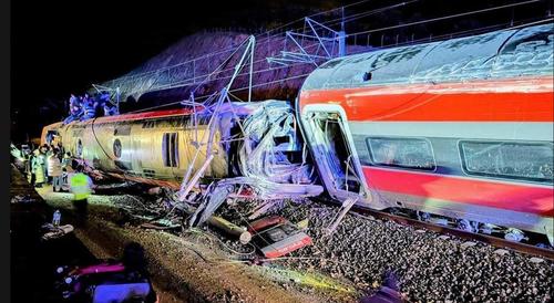 Atenție, imagini cu impact emoțional! Tragedie feroviară la Adamuz cu zeci de victime / Foto: X