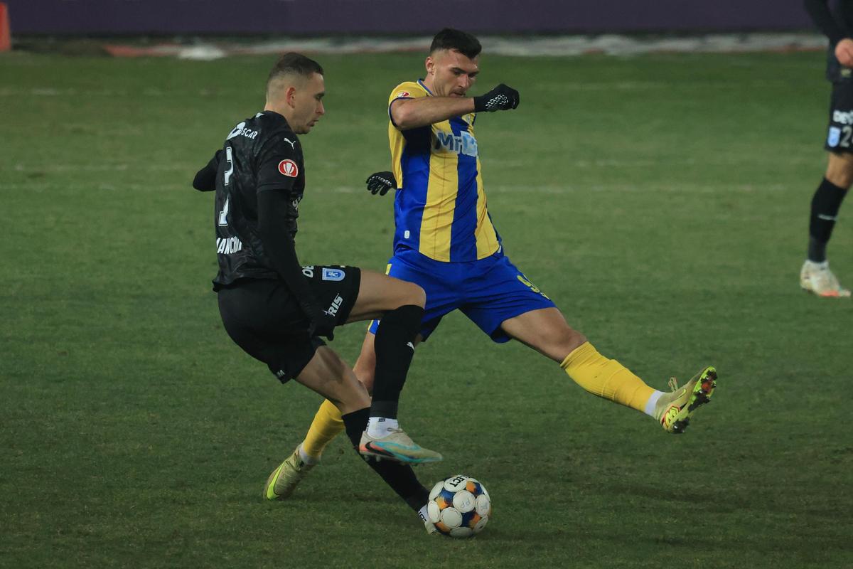 Petrolul - Universitatea Craiova, etapa 22 din Superliga // FOTO: Ionuț Iordache și Andrei Furnigă (GSP.ro)