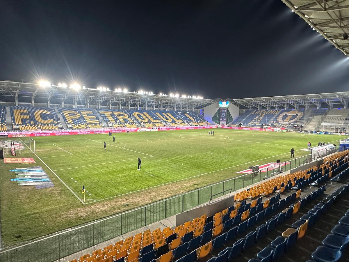 Petrolul - Universitatea Craiova, imagini înaintea partidei de la Ploiești