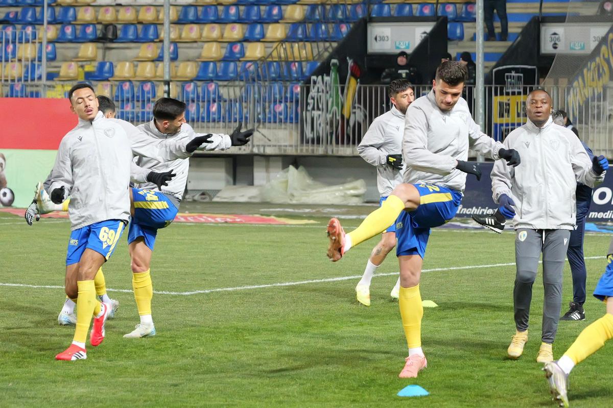 Petrolul - Universitatea Craiova, imagini înaintea partidei de la Ploiești
