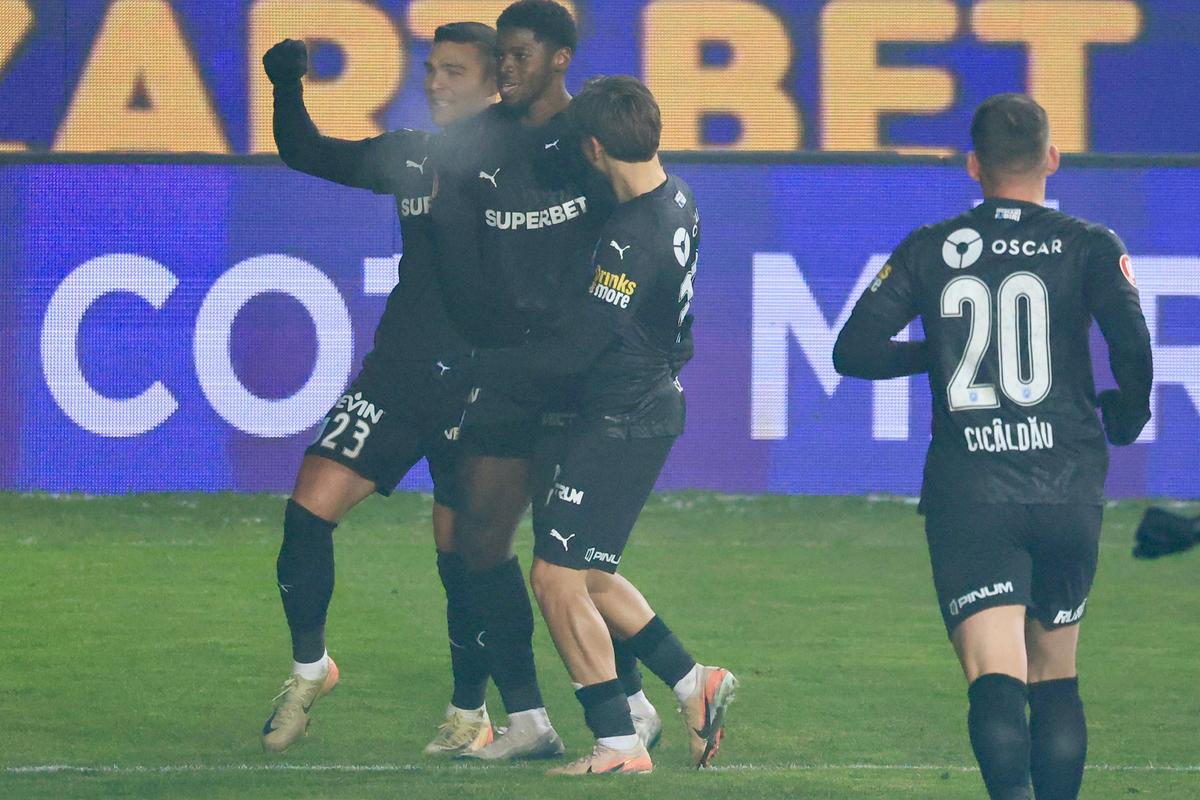 E serios? Filipe Coelho, după lecția de fotbal oferită de Craiova: „Nu a fost ușor”