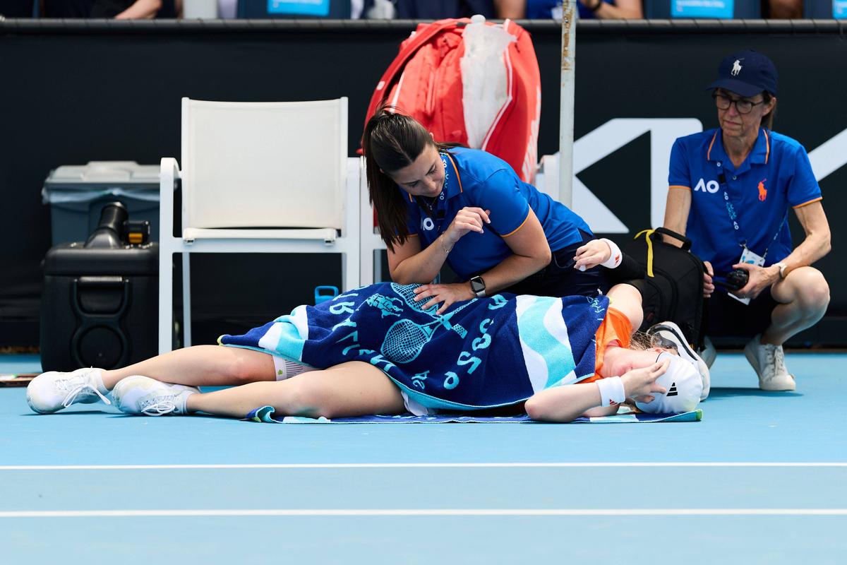 Emoționant! Cum s-a descurcat la Australian Open jucătoarea cu opt degete la mâini și șapte la picioare