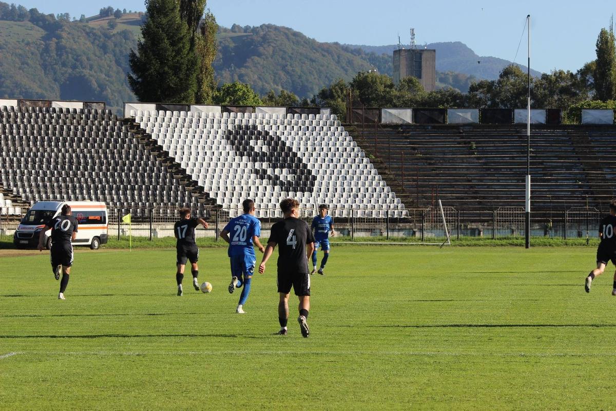Cum arăta stadionul din Petroșani în 2025