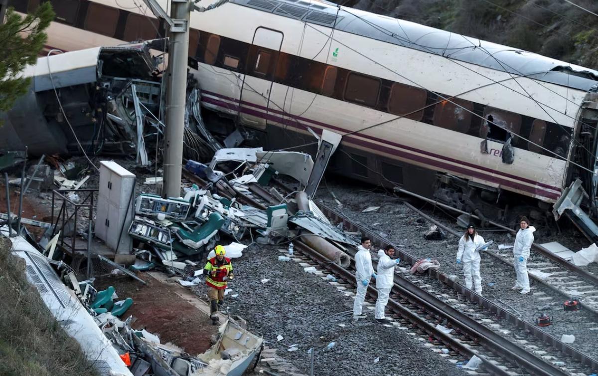 Atenție, imagini cu impact emoțional! Tragedie feroviară la Adamuz cu zeci de victime