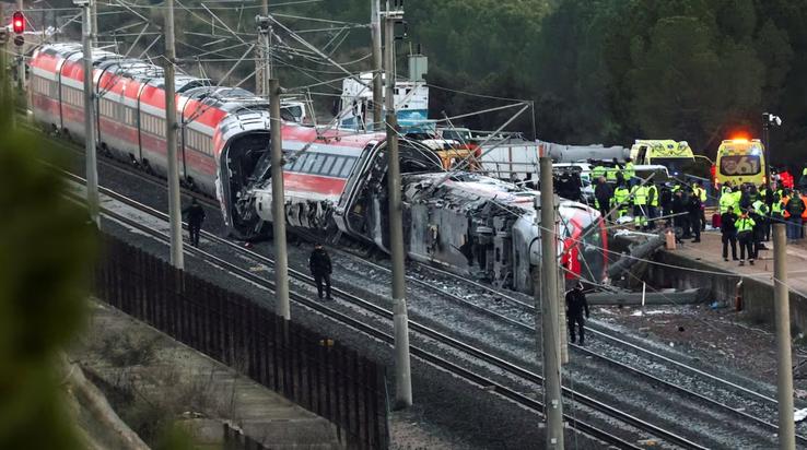 Tragedie feroviară la Adamuz (Spania), între două trenuri de mare viteză, cu cel puțin 39 de morți / Foto: X