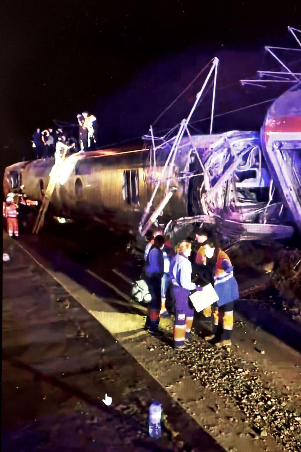 Atenție, imagini cu impact emoțional! Tragedie feroviară la Adamuz cu zeci de victime