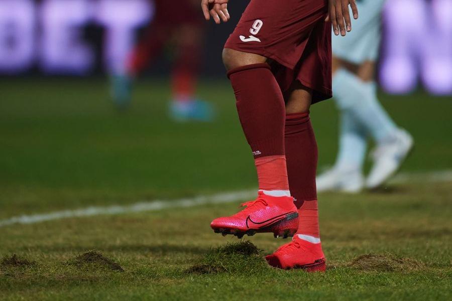 CFR Cluj - Sevilla // FOTO EXCLUSIV Clujenii au protejat gazonul pentru duelul cu spaniolii » Cum arată acum terenul