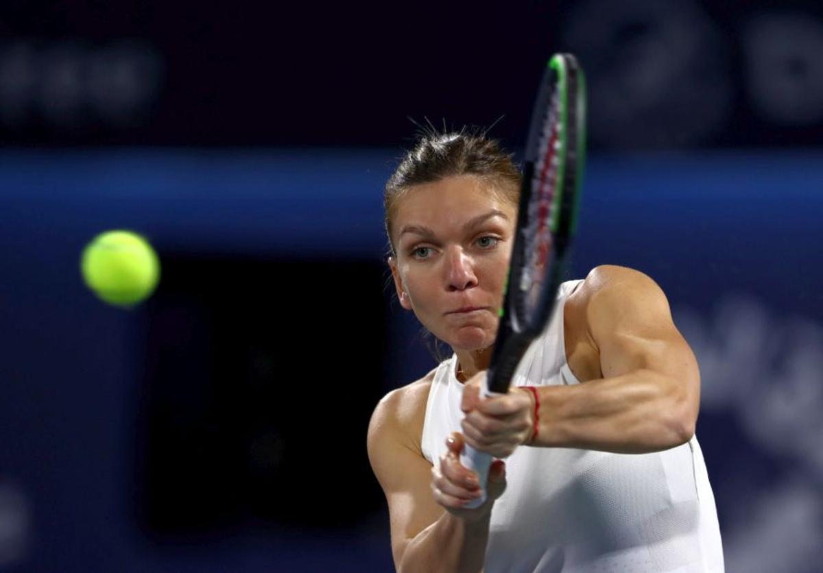 SIMONA HALEP - ONS JABEUR // FOTO + VIDEO Victorie dramatică pentru Simona Halep la Dubai! A salvat o minge de meci și merge mai departe » Cu cine va juca în sferturi