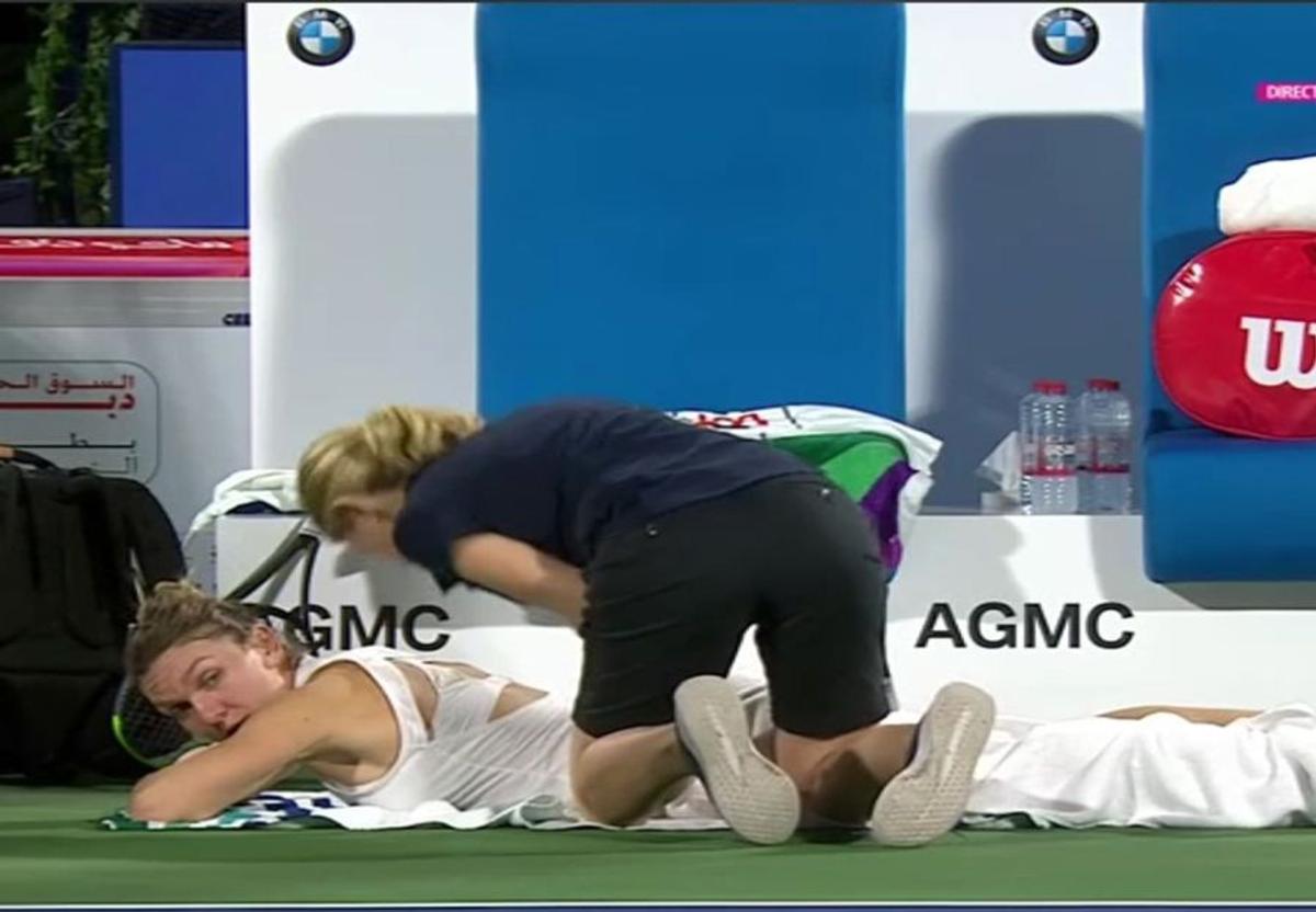 SIMONA HALEP - ONS JABEUR // FOTO Halep, probleme medicale la Dubai