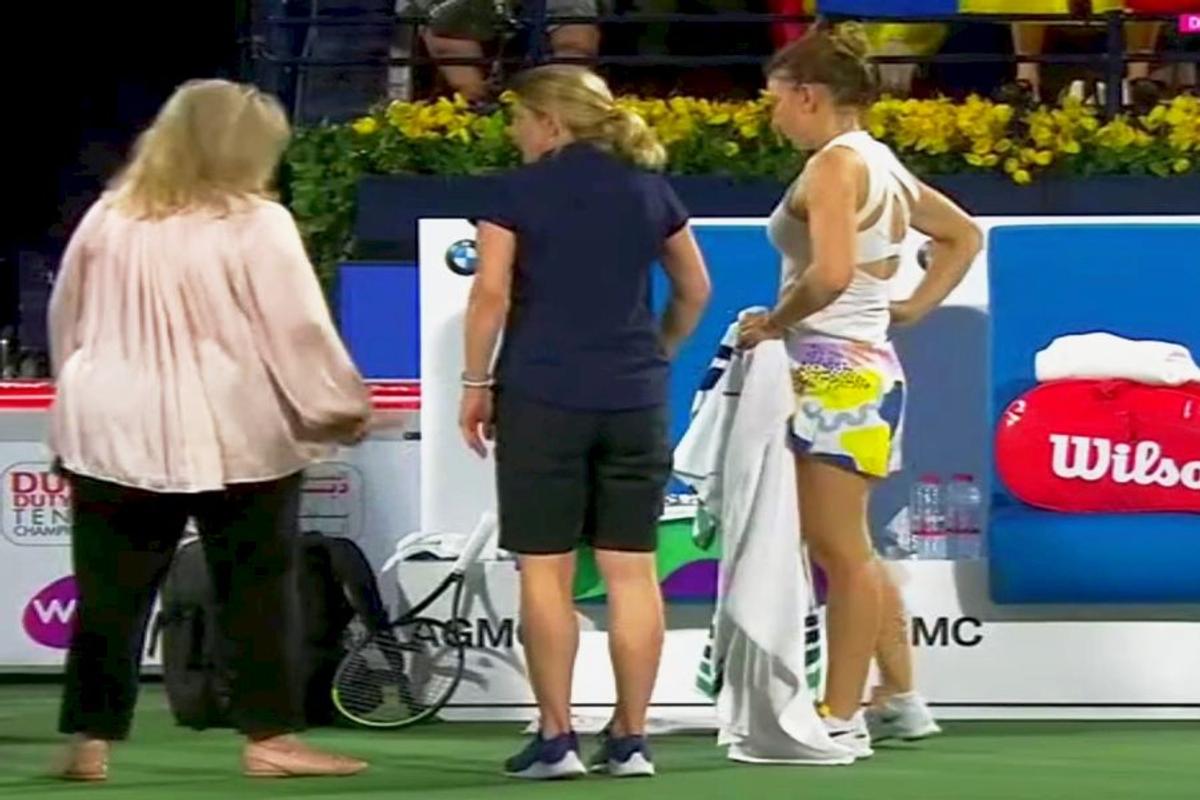 SIMONA HALEP - ONS JABEUR // FOTO Halep, probleme medicale la Dubai