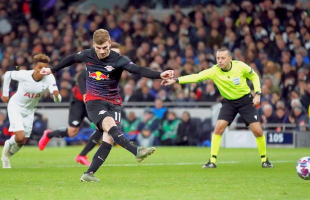 TOTTENHAM - RB LEIPZIG 0-1 // FOTO + VIDEO Jose Mourinho, fără răspuns în fața nemților! Finalista din 2019, la un pas de eliminare