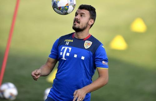 Constantin Budescu (31 de ani) a debutat pentru Damac, în eșecul 0-2 cu Al-Faysaly. Condiția fizică a mijlocașului ofensiv a lăsat de dorit.