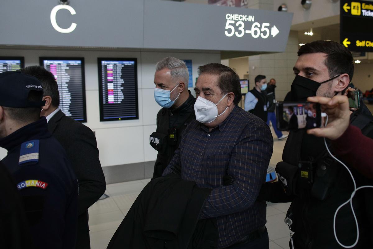 Ioan Niculae - arestare aeroport - Inquam