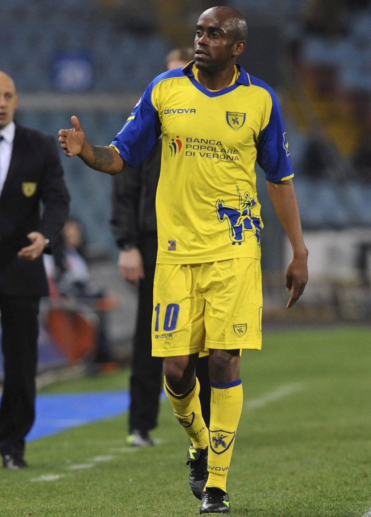 Povestea fotbalistului cu dublă identitate, care a devenit o legendă a fotbalului italian » Cine a fost Luciano, devenit pe fals Eriberto, un jucător cu trei ani mai tânăr