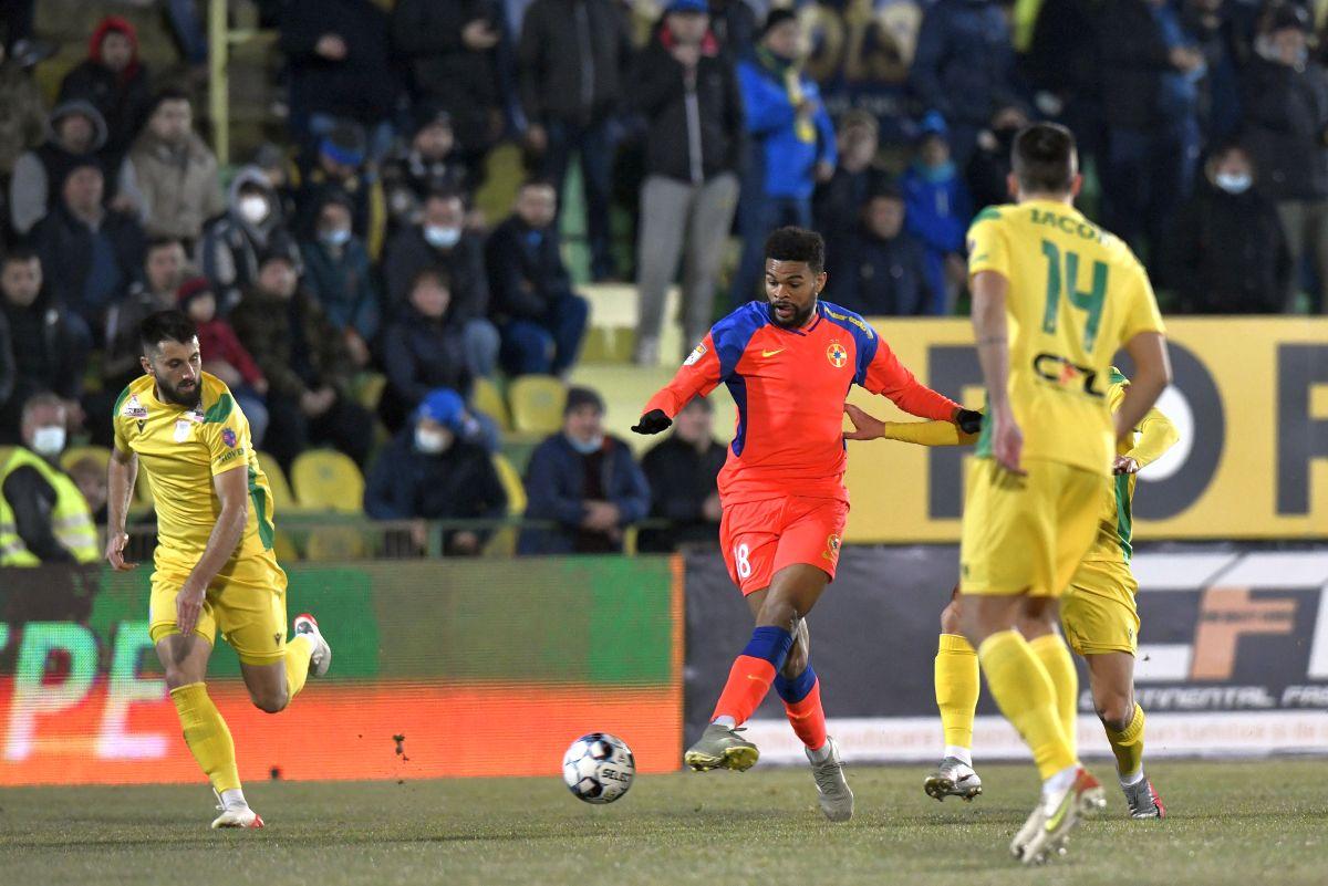 FCSB, criticată în direct: „Glumă, glumă, dar nu jucăm nimic! Ăsta nu e jocul Stelei, nu e joc de campioană”