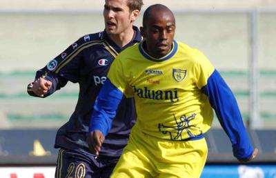 Povestea fotbalistului cu dublă identitate, care a devenit o legendă a fotbalului italian » Cine a fost Luciano, devenit pe fals Eriberto, un jucător cu trei ani mai tânăr