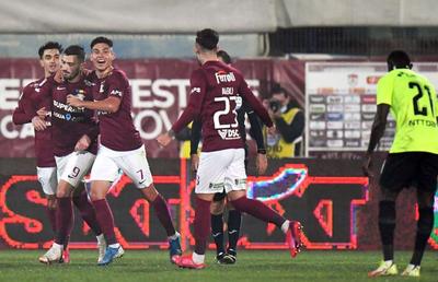 Rapid e coșmarul campioanei! CFR Cluj, frisoane înainte de derby