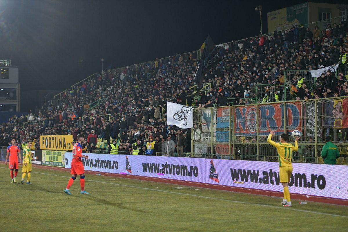 Au încălcat legea la CS Mioveni - FCSB » Ce s-a întâmplat în tribune