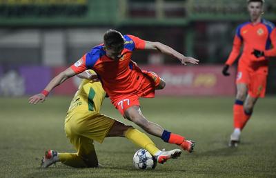 Jucătorul de „milioane” de la FCSB l-a „trădat” pe Becali » Vinovat la gol, schimbat la pauză