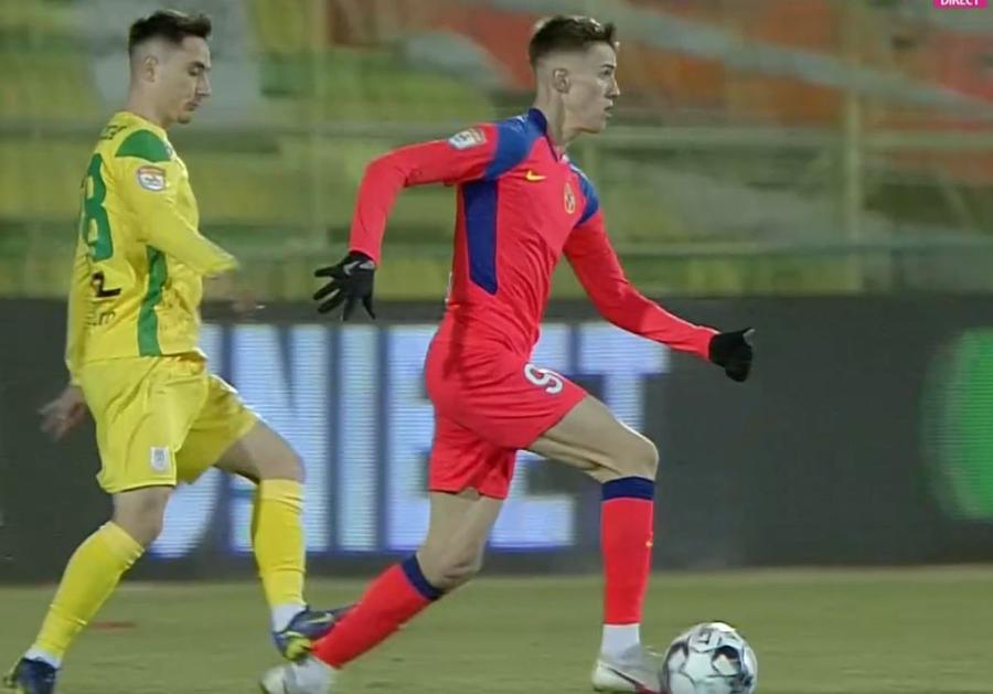 „Roșu” neacordat în CS Mioveni - FCSB » Eroare mare de arbitraj!