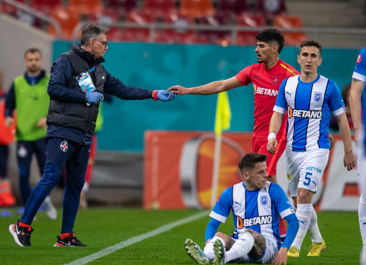 FCSB - CS Universitatea Craiova 1-1 » Cronică de Cristian Geambașu: „Târnovanu a dat, Târnovanu a luat”