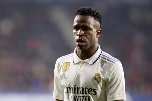 Vinicius (22 de ani), extrema lui Real Madrid, a fost înjurat înainte de meciul cu Osasuna (2-0), în timpul momentului de reculegere pentru victimele cutremurelor din Turcia și Siria/ foto Imago images