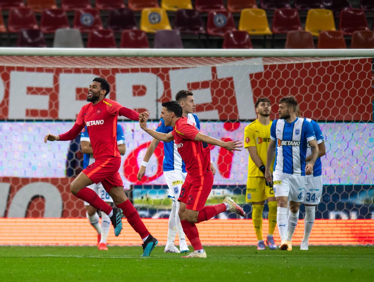 Ce i-a dat doctorul lui Florinel Coman? » Nu s-au văzut la TV: imaginile din FCSB - CSU Craiova surprinse de fotoreporterul GSP