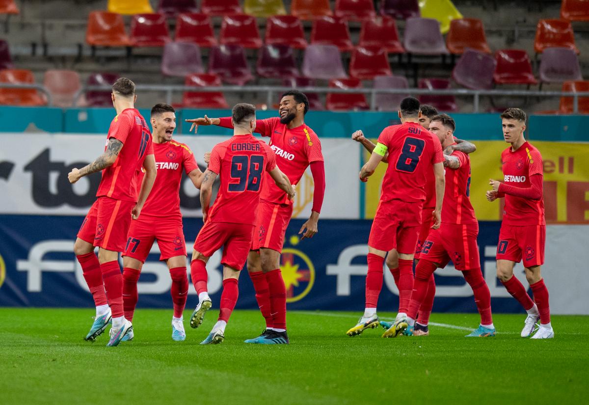 FCSB - CS Universitatea Craiova 1-1 » Cronică de Cristian Geambașu: „Târnovanu a dat, Târnovanu a luat”