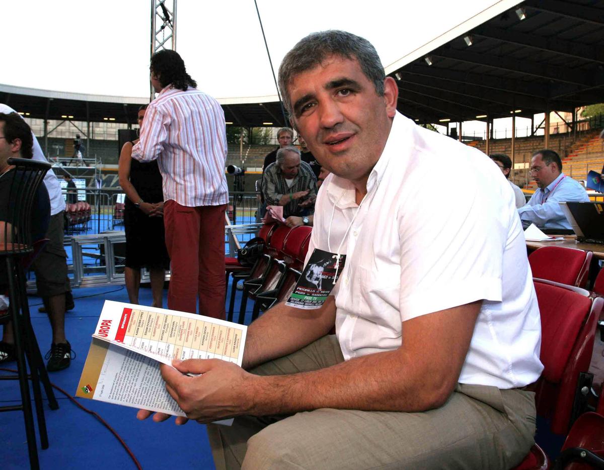 „Am dat mâna cu șeful mafiei Gambino” » Interviu de la Ploiești cu o legendă a boxului: acuzat de aranjament pentru a ajunge la Mike Tyson