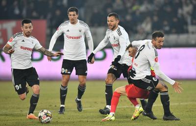 Cad recorduri în play-out la U Cluj » Echipa lui Neluțu Sabău se laudă cu câteva serii pozitive