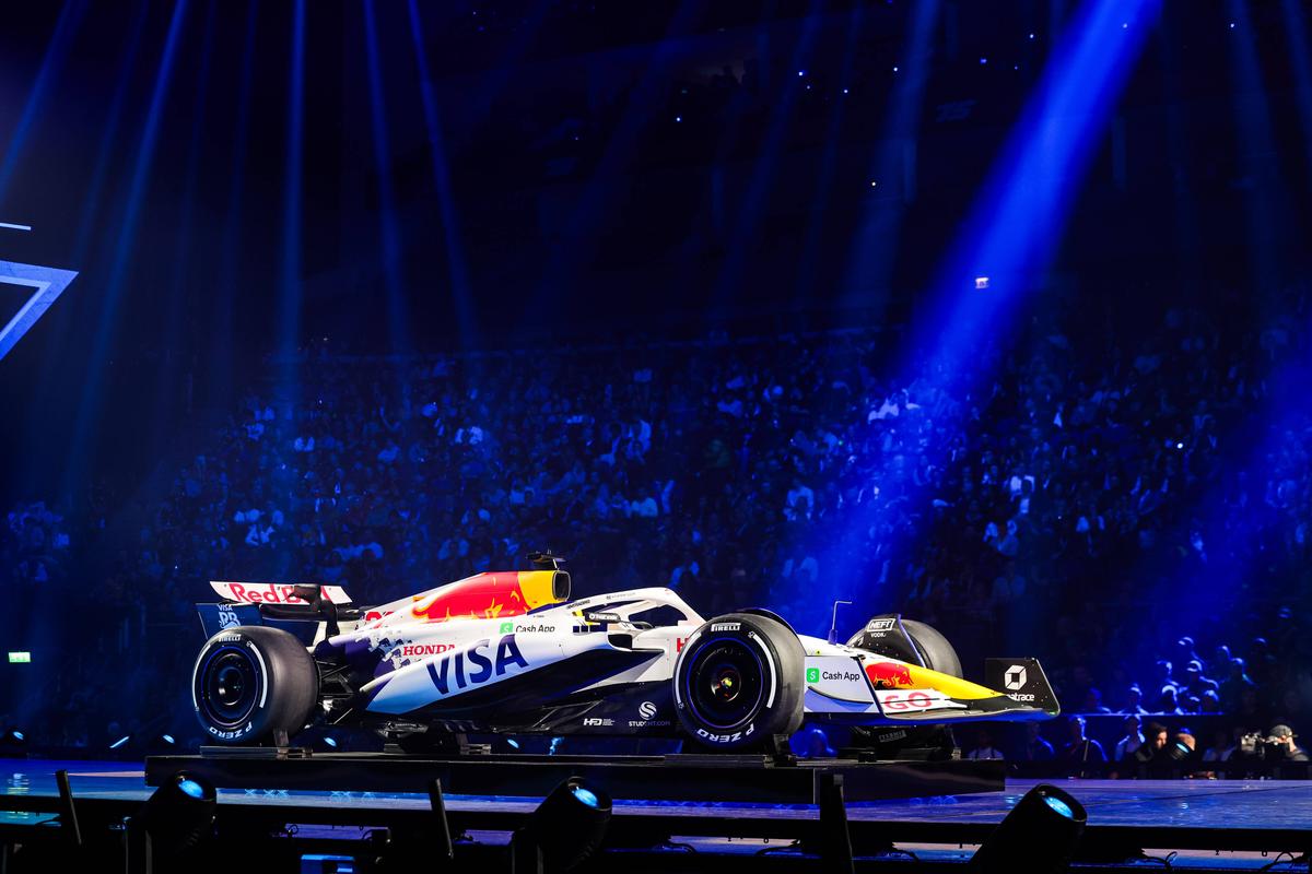 Echipele de Formula 1 și-au prezentat noile mașini