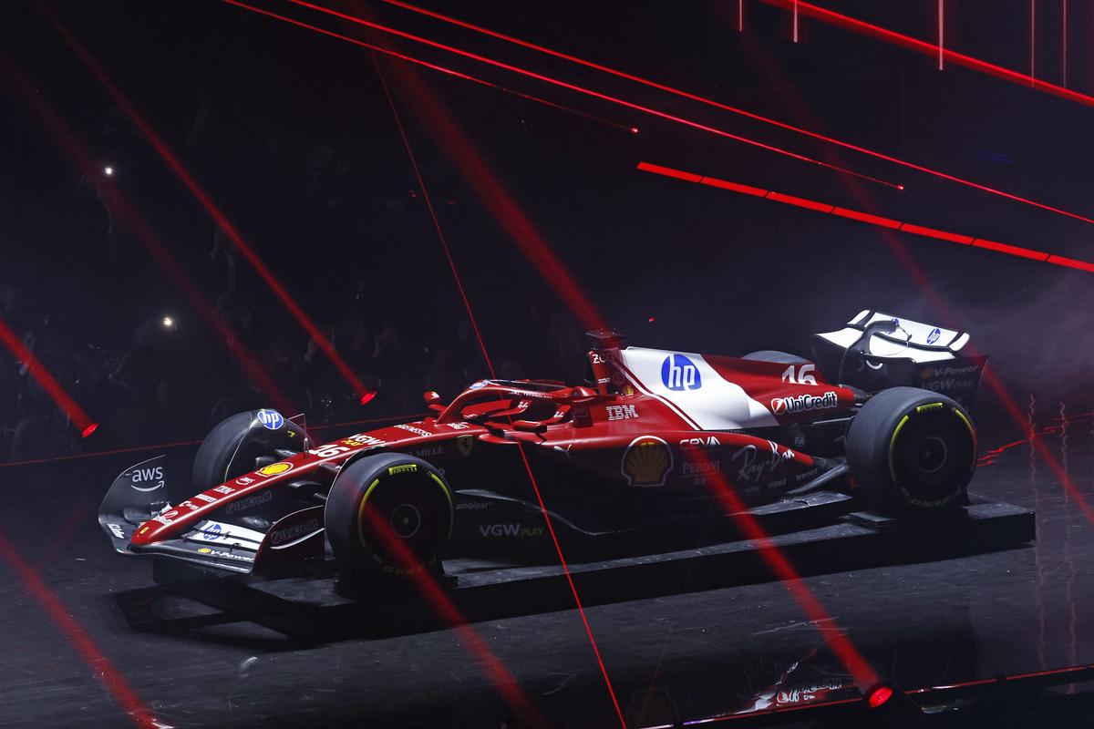Echipele de Formula 1 și-au prezentat noile mașini