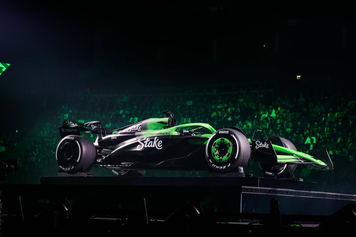 Echipele de Formula 1 și-au prezentat noile mașini