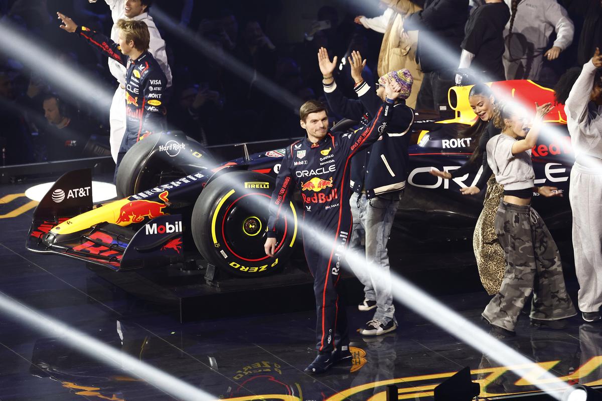 Echipele de Formula 1 și-au prezentat noile mașini