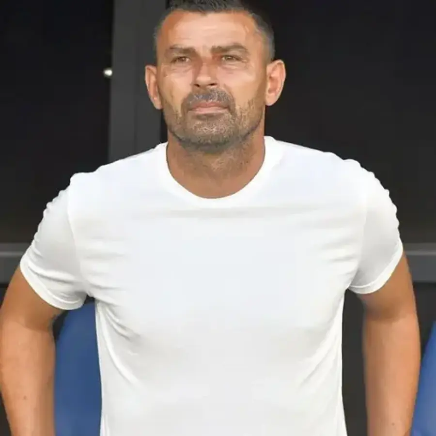 Râde de Marius Baciu: „E ascultător și vorbește rar”