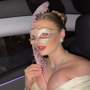 Bîrligea și Antonia, apariție la „Balul Mascat Bridgerton” // FOTO: Instagram