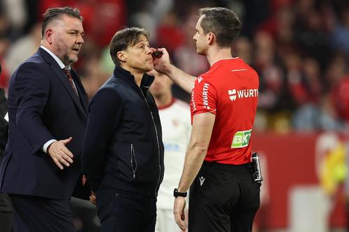 Șapte etape de suspendare pentru Matias Almeyda, antrenorul echipei FC Sevilla / Imago Images