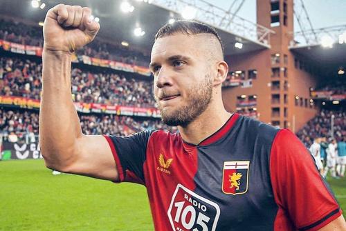 George Pușcaș urmează să semneze cu DInamo // FOTO: Instagram