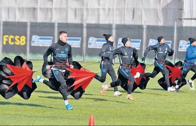 Cluburile din Liga 1 vor să reia pregătirea când se înrăutățește situația » Care e planul în fotbalul intern